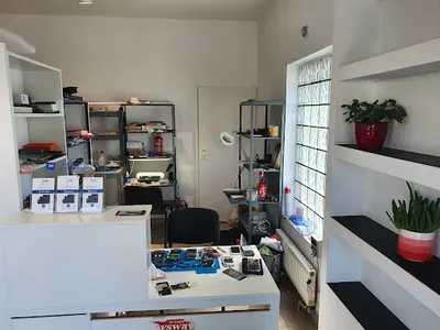 Fan-gsm - Serwis telefonów komórkowych, naprawa , akcesoria